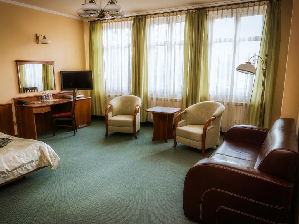 Bed and Breakfast Alabastro Томашув-Мазовєцкі Екстер'єр фото