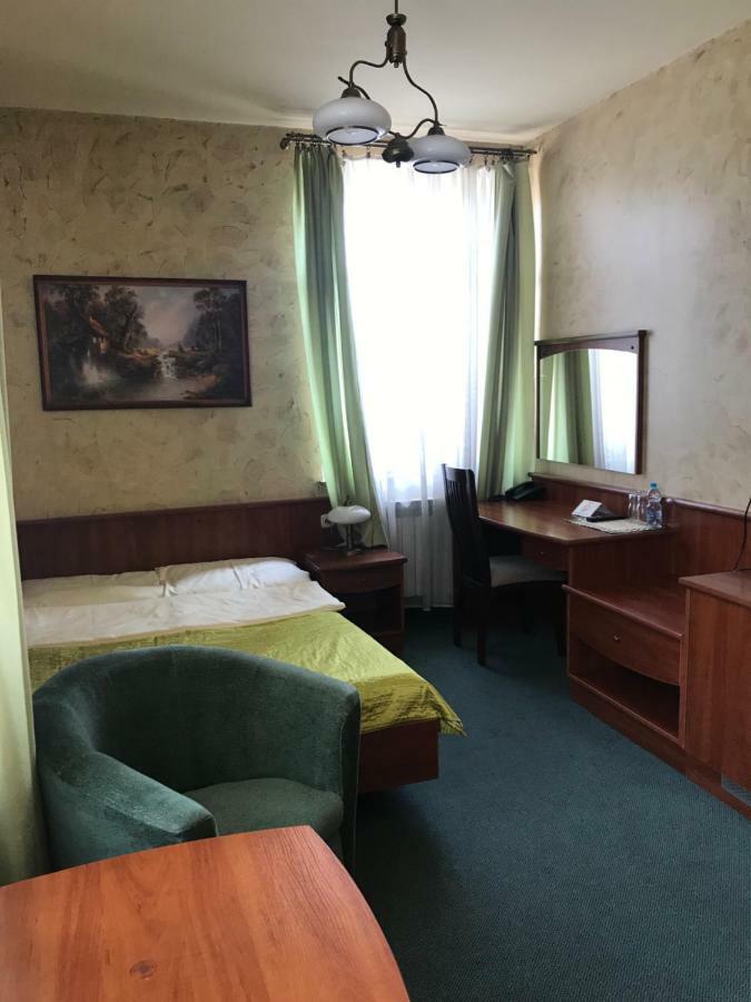 Bed and Breakfast Alabastro Томашув-Мазовєцкі Екстер'єр фото